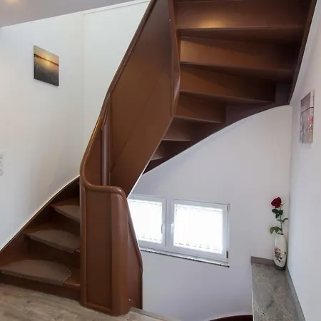 An Der Burg Namedy * Andernach